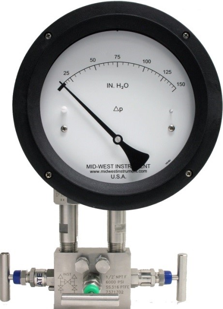 Дифманометр уровнемер для измерения уровня жидкостей и сжиженных газов методом перепада давления модели 114.